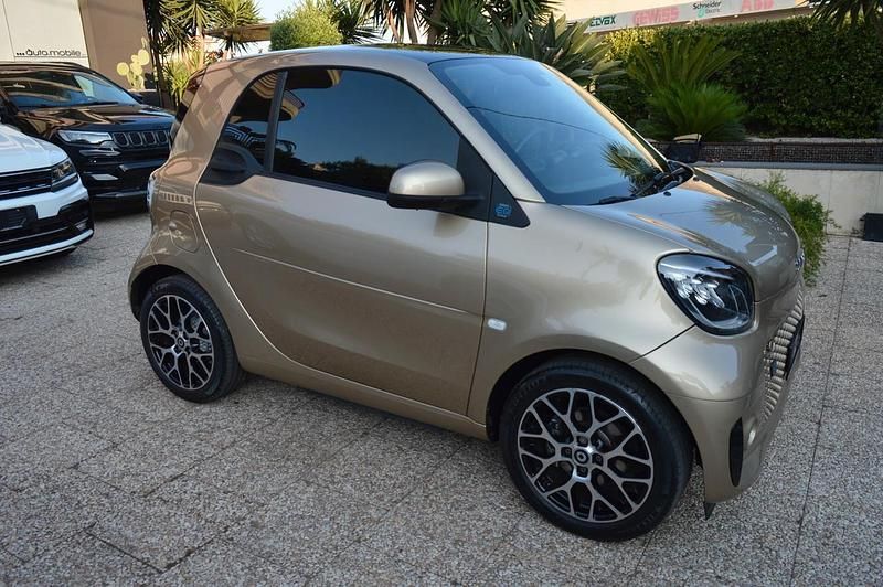 Usata Smart ForTwo Electric Drive Prime 40 kW (55 CV) 2021 Oro Berlina