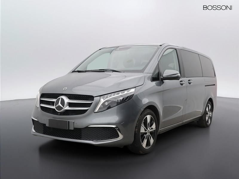 Usata Mercedes V300 Premium 239 CV (175 kW) 2023 Grigio Monovolume