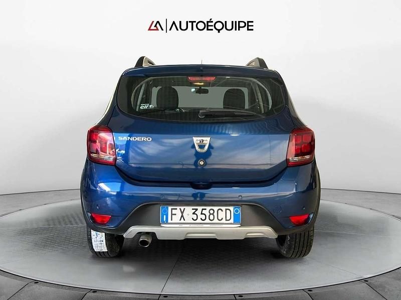 Usata Dacia Sandero Comfort 90 CV (66 kW) 2019 Blu/azzurro Utilitaria