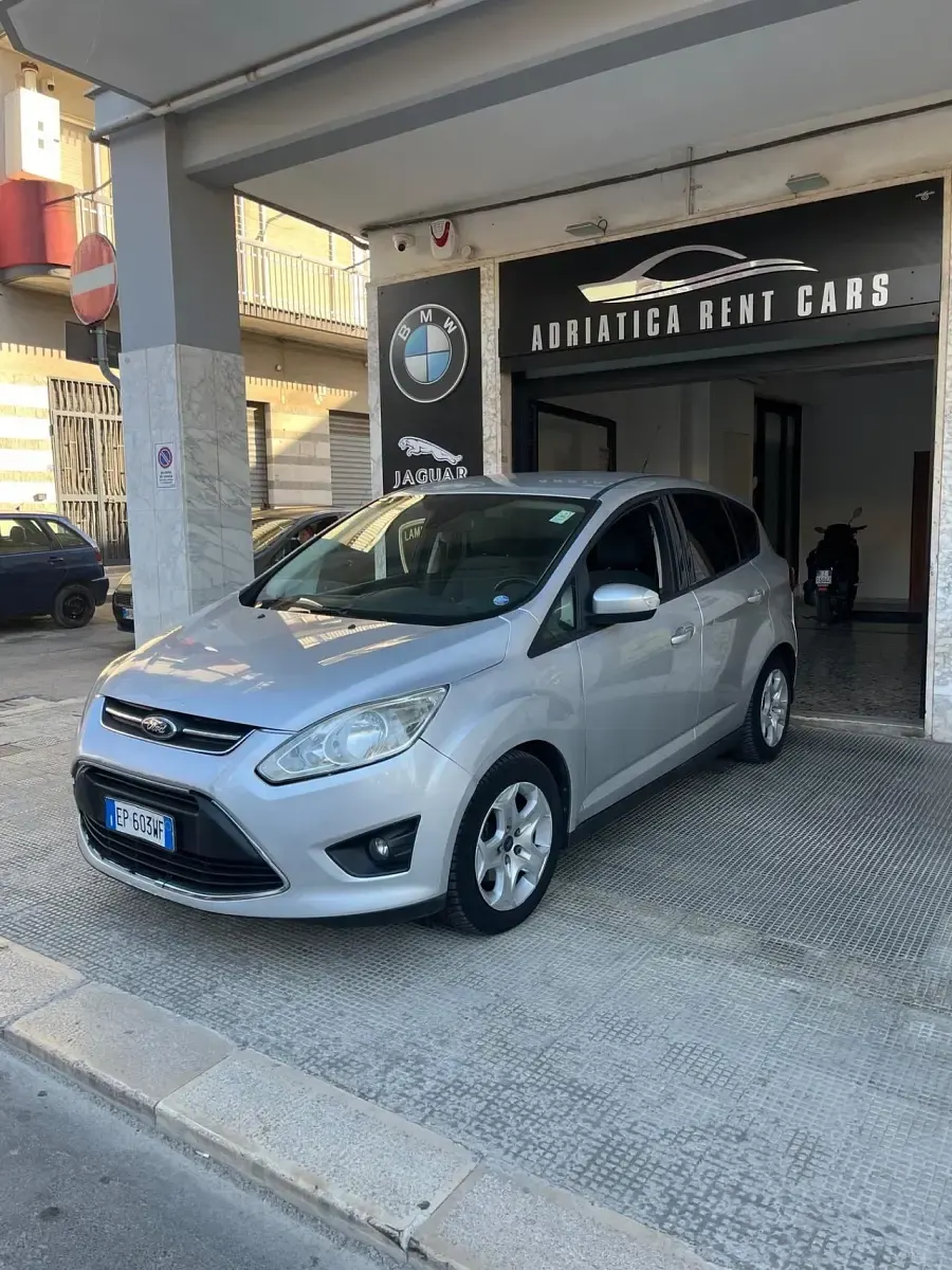 Usata Ford C-MAX Titanium 115 CV (84 kW) 2013 Argento Monovolume