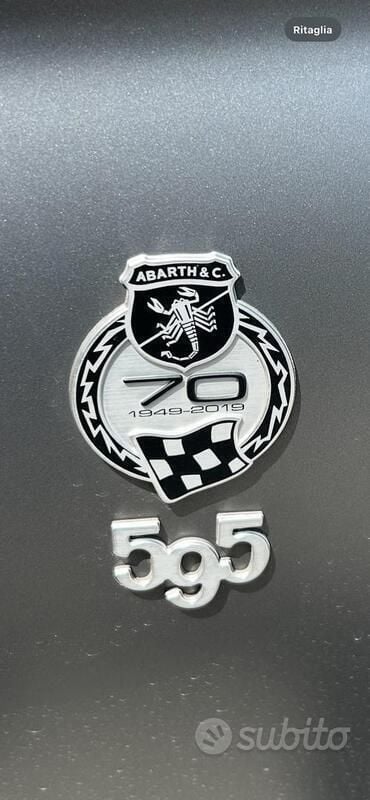 Grigio Usata 2019 Abarth 595 Competizione Due volumi | 20.800 € (Buon prezzo) - Immagine 1/4