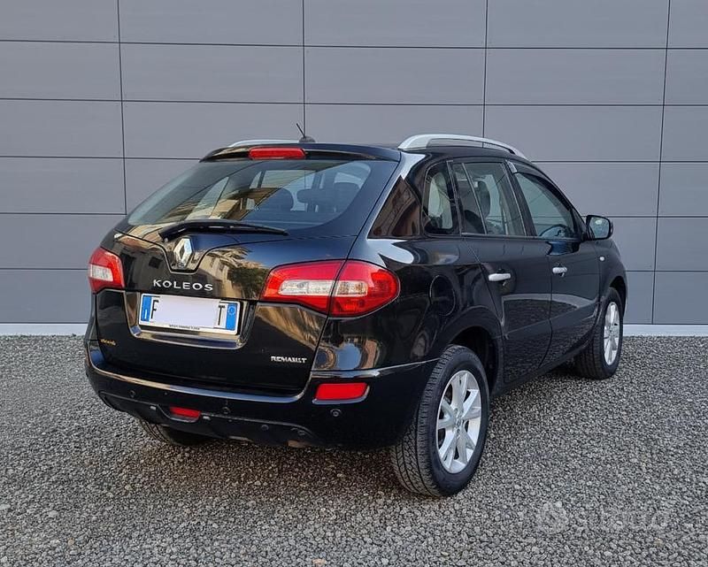 Usata Renault Koleos Dynamique 150 CV (110 kW) 2010 Nero SUV