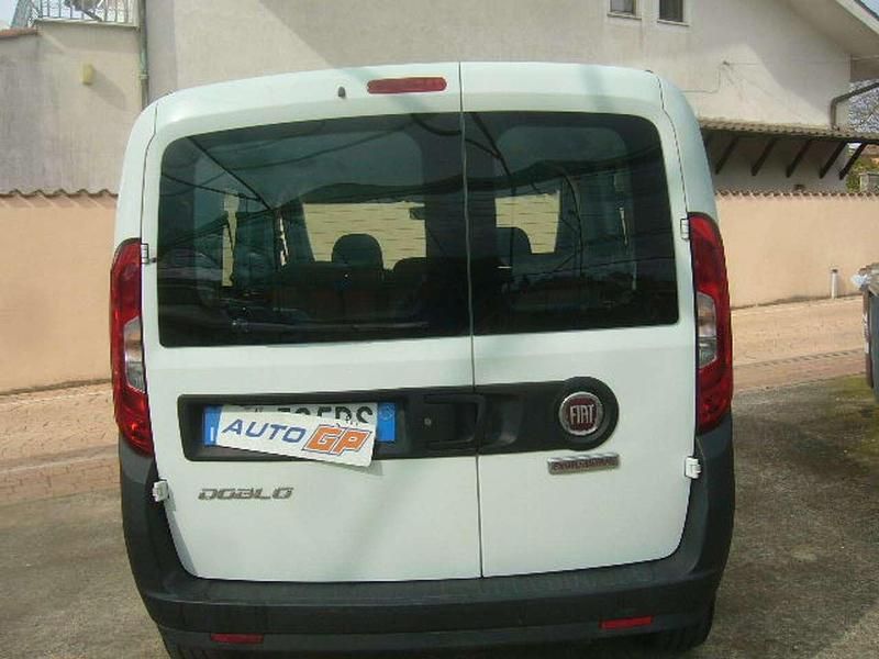 Usata Fiat Doblò 95 CV (69 kW) 2019 Bianco Monovolume
