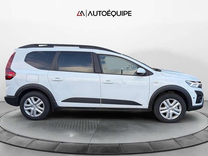 Usata Dacia Jogger Expression 143 CV (105 kW) 2024 Bianco Monovolume