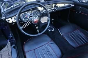 Usata MG B 96 CV (70 kW) 1966 Blu Cabrio