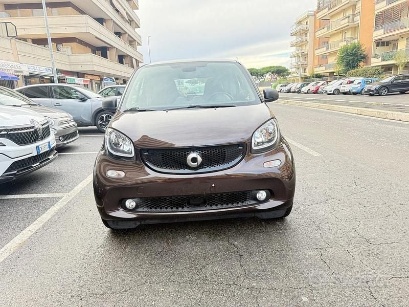 Marrone Usata 2019 Smart ForTwo Coupé Passion Coupé | 13.900 € (Ottimo prezzo) - Immagine 1/4