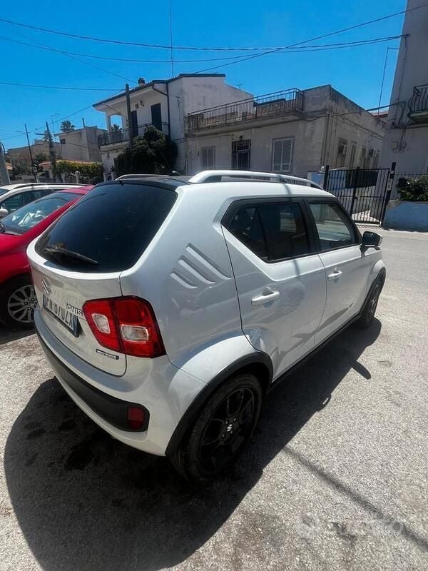 Usado Suzuki Ignis 90 CV (66 kW) 2016 Blanco Utilitario