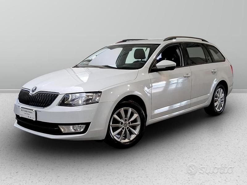 Bianco Usata 2016 Skoda Octavia Executive Station wagon | 7000 € (Super prezzo) - Immagine 1/4