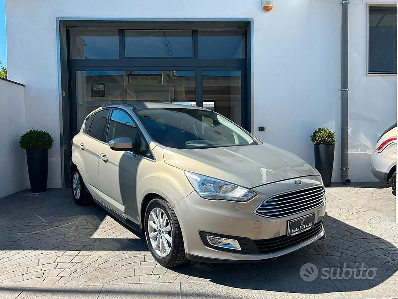 Oro Usata 2017 Ford C-MAX Titanium Monovolume | 10.900 € (Buon prezzo) - Immagine 1/4