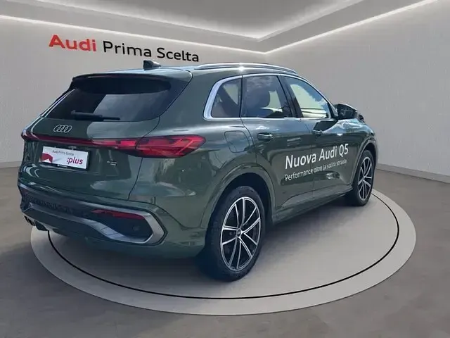 Nuova Audi Q5 S-Line 204 CV (150 kW) 2025 Nero SUV