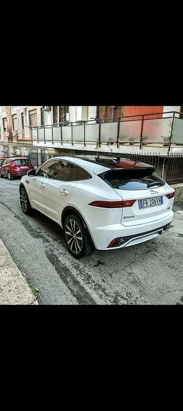 Usata Jaguar E-Pace R-Dynamic 180 CV (132 kW) 2018 Bianco SUV