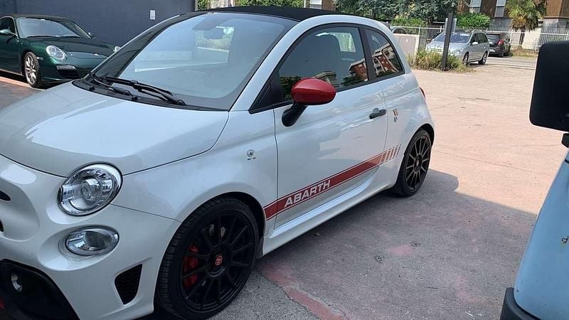 Usata Abarth 595C Esseesse 179 CV (131 kW) 2021 Bianco Cabrio