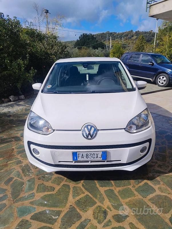 Usata VW up! 68 CV (50 kW) 2016 Bianco Utilitaria