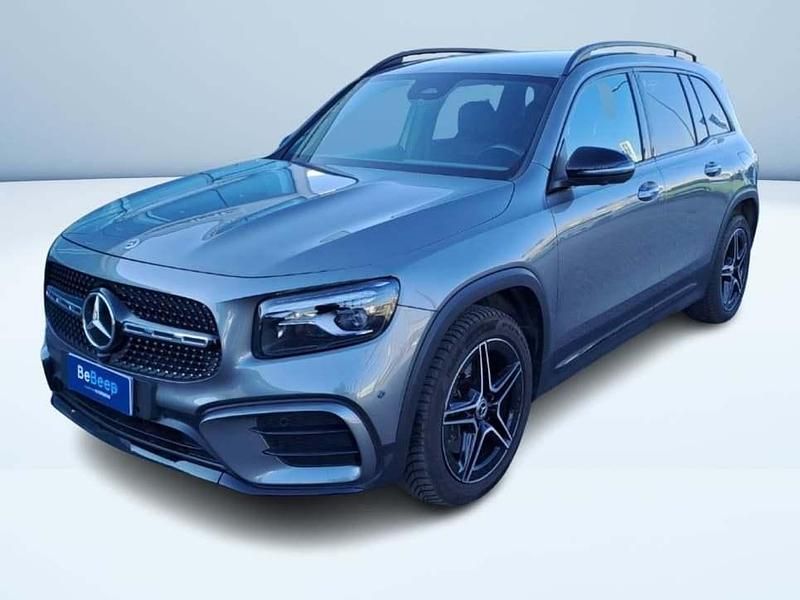 Usata Mercedes GLB220 Advanced Plus 190 CV (139 kW) 2024 Grigio SUV