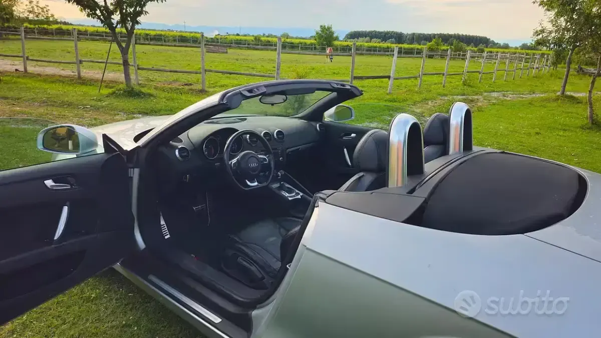 Usata Audi TT Roadster 200 CV (147 kW) 2007 Grigio Cabrio