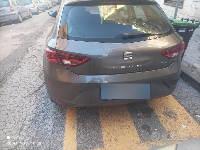 Usata Seat Leon Style 110 CV (80 kW) 2014 Grigio Berlina