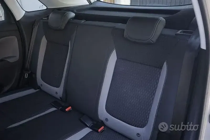 Usata Opel Crossland X Ultimate 120 CV (88 kW) 2019 Grigio SUV