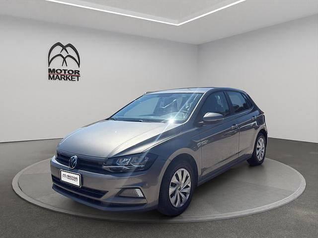 Grigio / gray Usata 2021 VW Polo Trendline Tre volumi | 13.700 € (Ottimo prezzo) - Immagine 1/4