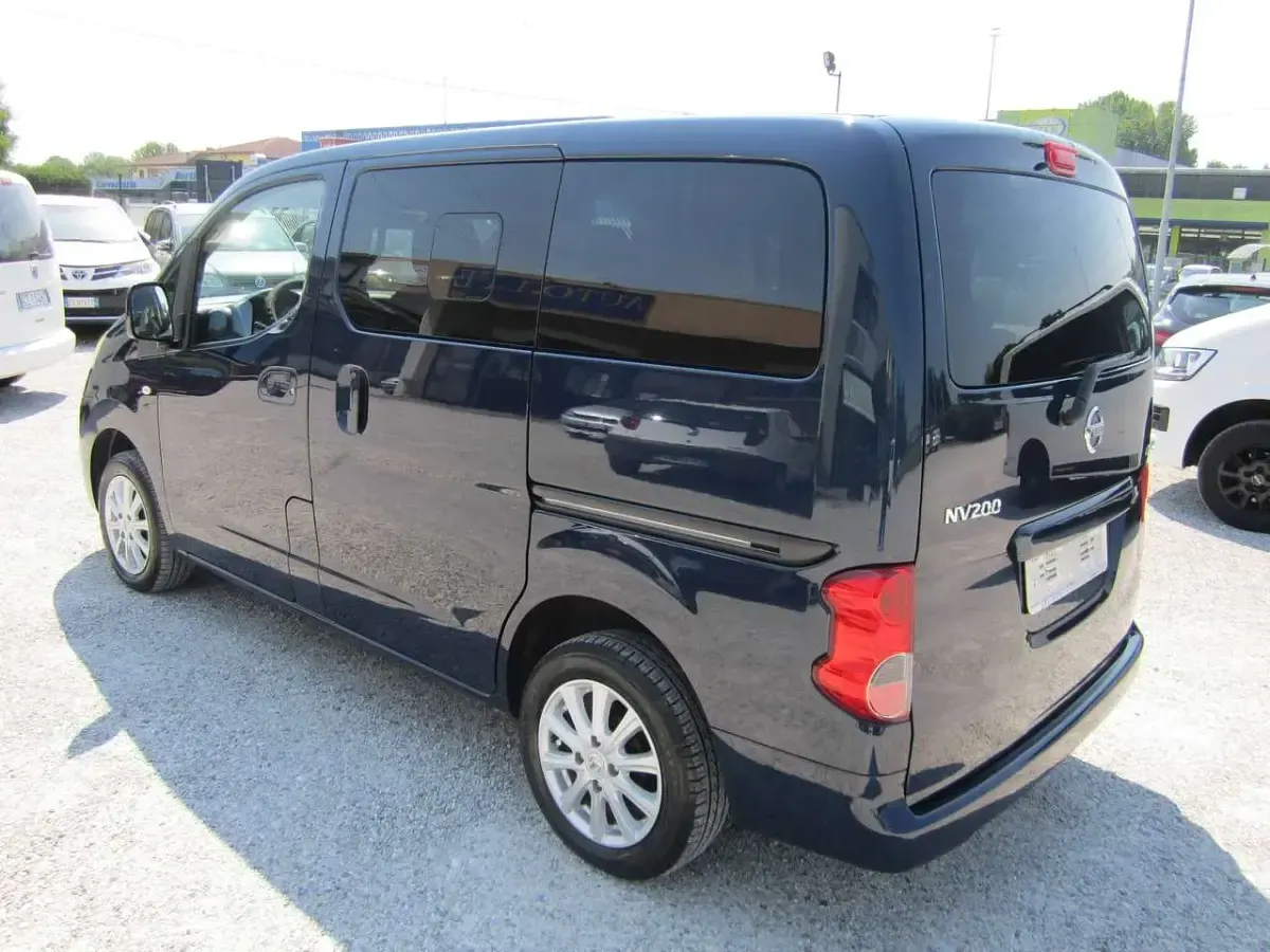 Usata Nissan Evalia 110 CV (80 kW) 2016 Blu/azzurro Monovolume