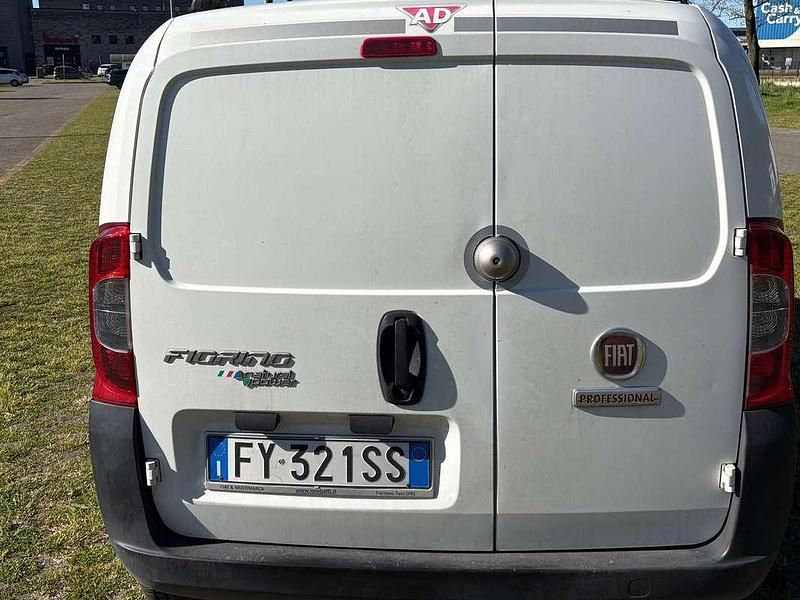 Usata Fiat Fiorino 77 CV (56 kW) 2019 Bianco Monovolume