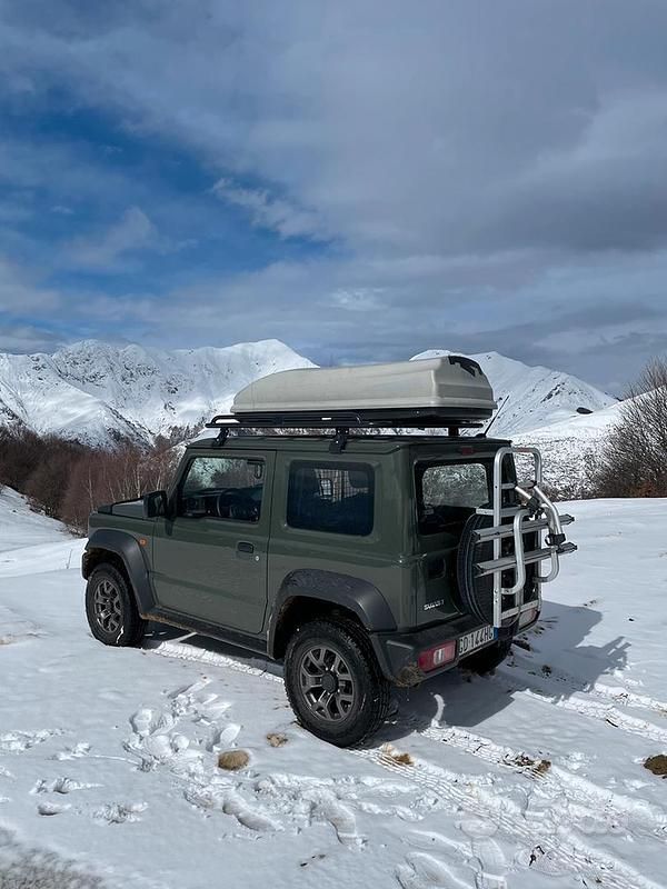 Usata Suzuki Jimny 102 CV (75 kW) 2021 Verde SUV