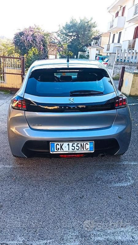 Usata Peugeot 208 Active 75 CV (55 kW) 2023 Grigio Utilitaria