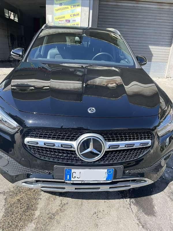 Usata Mercedes GLA200 150 CV (110 kW) 2022 SUV
