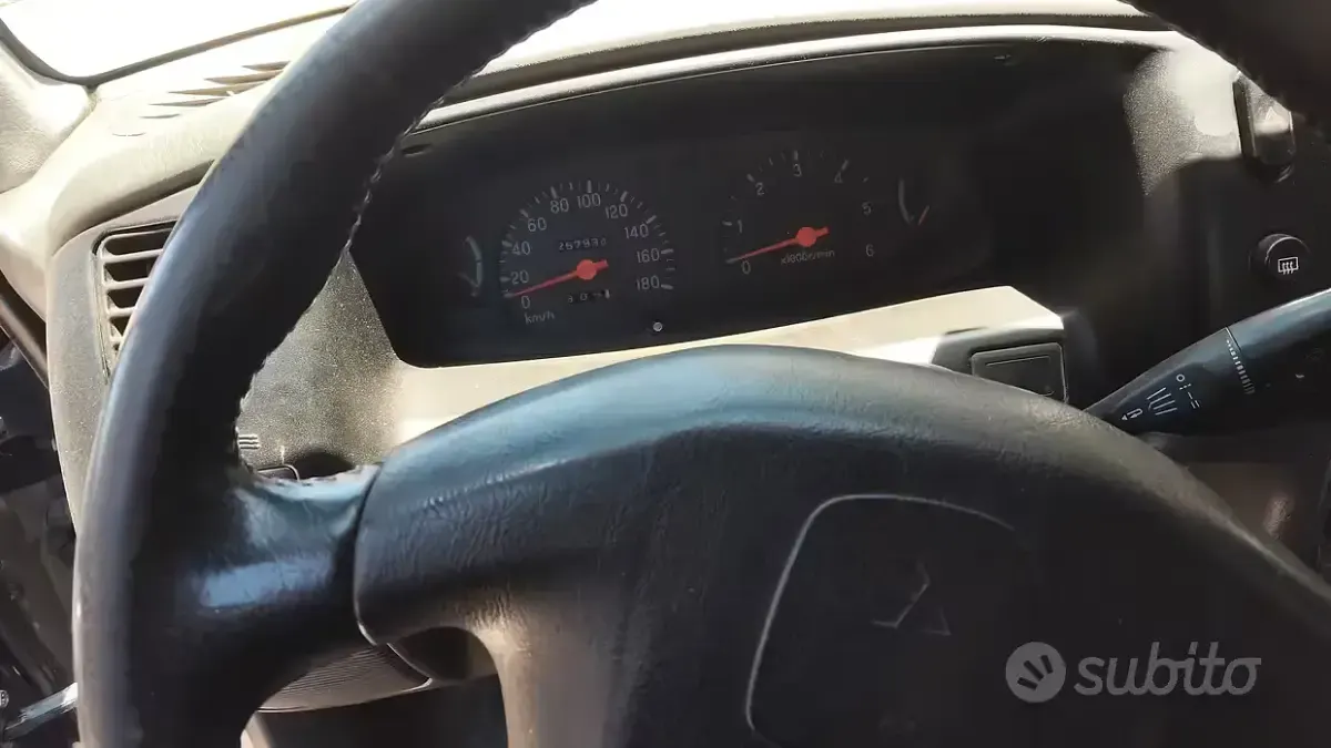 Usata Mitsubishi L200 2004 Grigio Pick-up