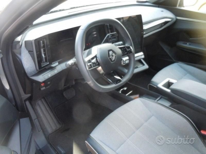 Usata Renault Mégane IV Techno 161 kW (220 CV) 2022 Grigio Berlina