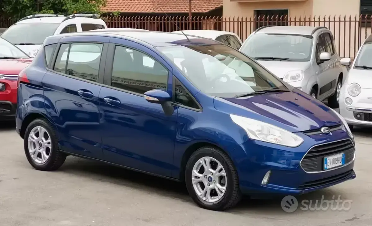 Usata Ford B-MAX 75 CV (55 kW) 2014 Bluazzurro Monovolume