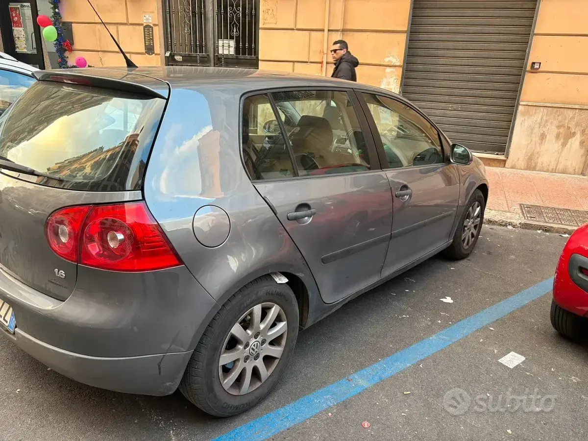 Usata VW Golf IV 102 CV (75 kW) 2006 Grigio Berlina
