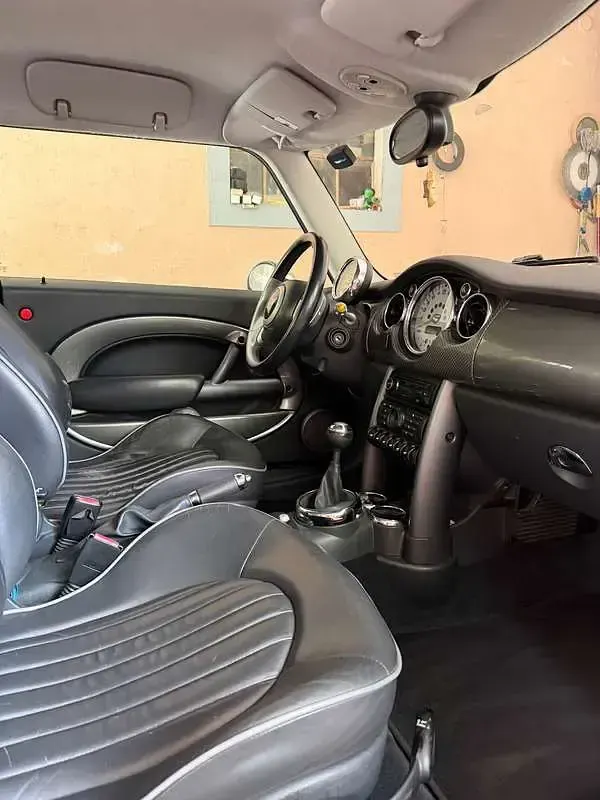 Usata Mini One D 88 CV (64 kW) 2005 Grigio Utilitaria