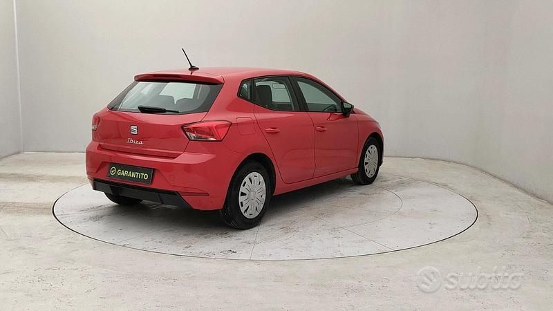 Usata Seat Ibiza Reference 90 CV (66 kW) 2022 Rosso Utilitaria