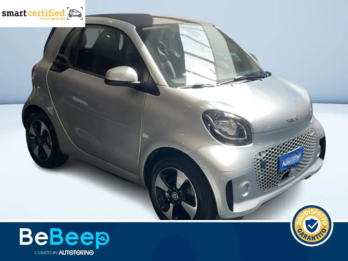 Usata Smart ForTwo Electric Drive Passion 41 kW (56 CV) 2023 Argento metallizzato Coupé
