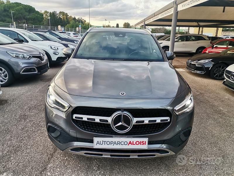 Usata Mercedes GLA220 190 CV (139 kW) 2021 Grigio SUV