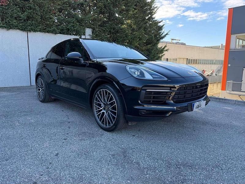 Usata Porsche Cayenne Coupe 340 CV (250 kW) 2019 Nero Coupé