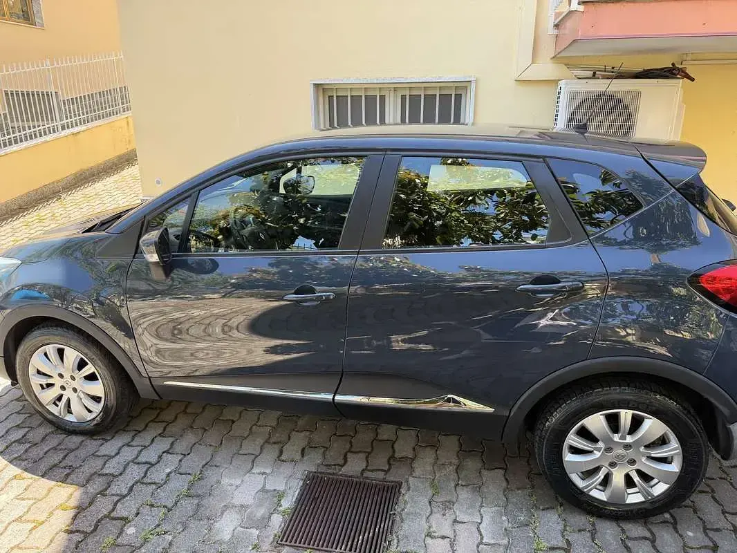 Usata Renault Captur 90 CV (66 kW) 2014 SUV