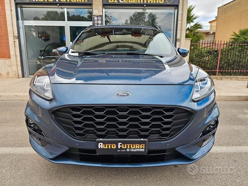 Usata Ford Kuga ST-Line 120 CV (88 kW) 2021 Blu SUV