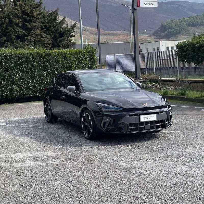 Usata Cupra Leon 150 CV (110 kW) 2025 Nero midnight Berlina
