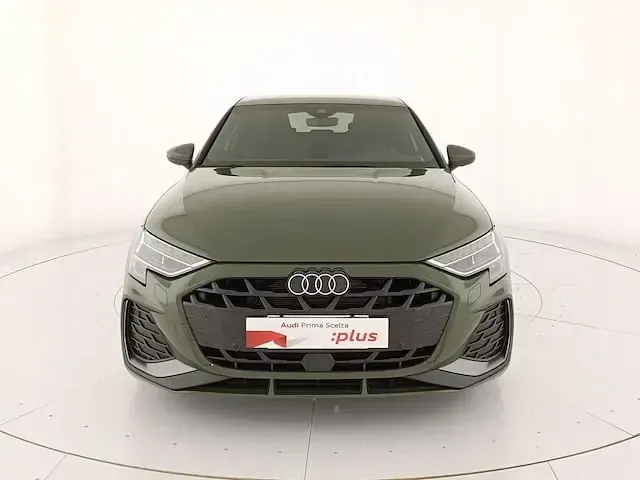 Usata Audi A3 S-Line 150 CV (110 kW) 2025 M4 verde distretto metallizzato Berlina