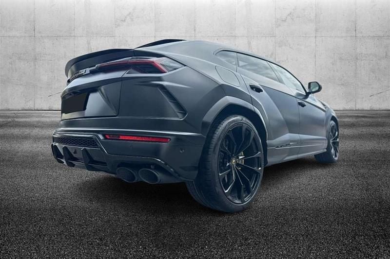 Usata Lamborghini Urus 650 CV (478 kW) 2022 Nero opaco SUV
