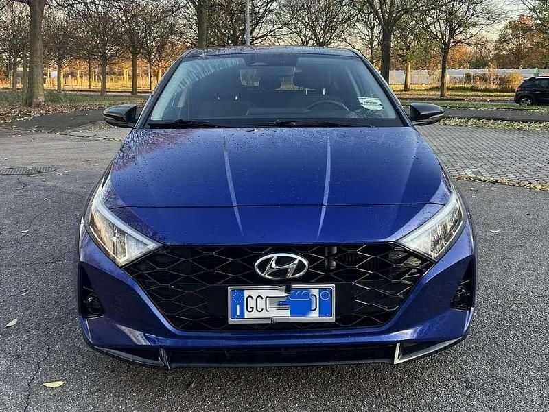 Usata Hyundai i20 101 CV (74 kW) 2021 Blu/azzurro Utilitaria