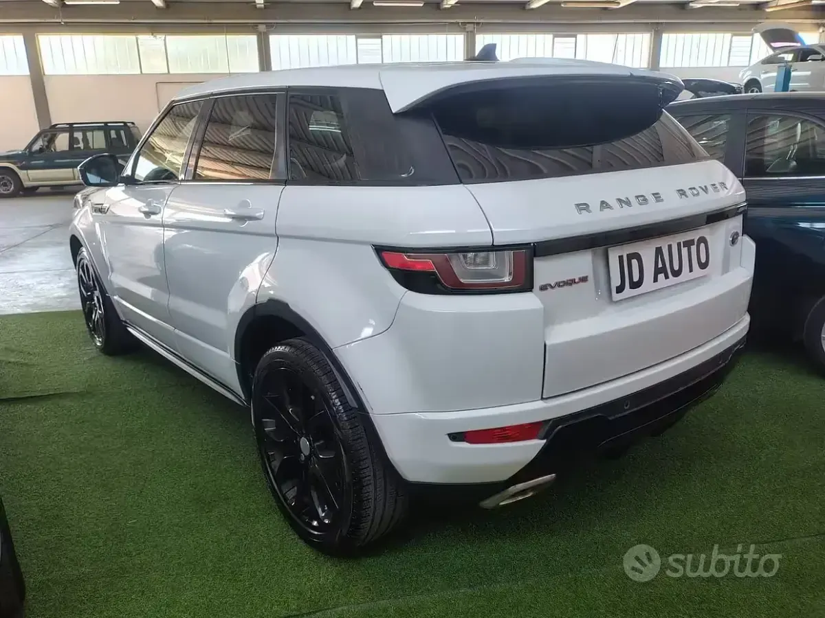Usata Land Rover Range Rover evoque 150 CV (110 kW) 2016 Bianco Station wagon