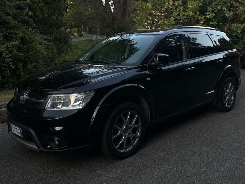 Usata 2016 Fiat Freemont Lounge SUV | 7000 € (Ottimo prezzo) - Immagine 1/3