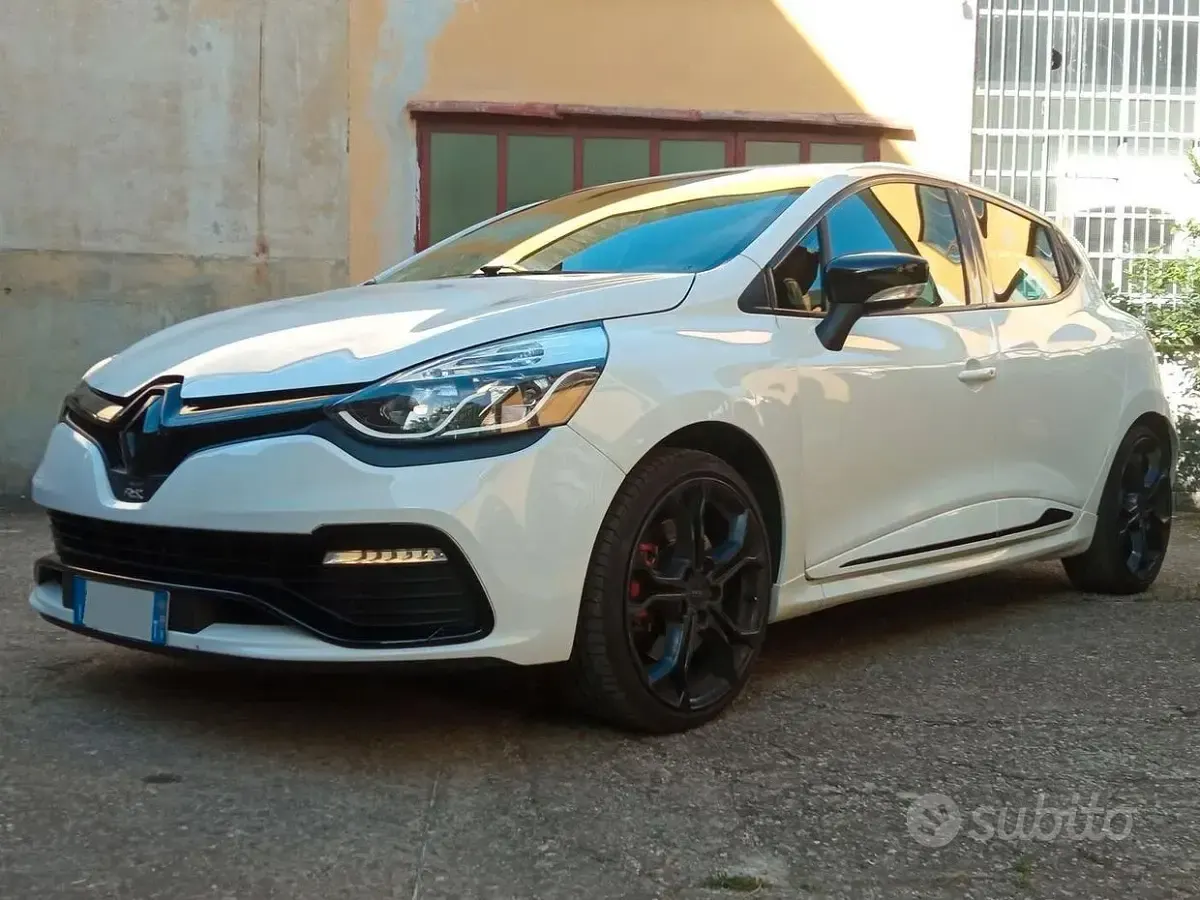 Usata Renault Clio IV R.S. 200 CV (147 kW) 2014 Bianco Berlina
