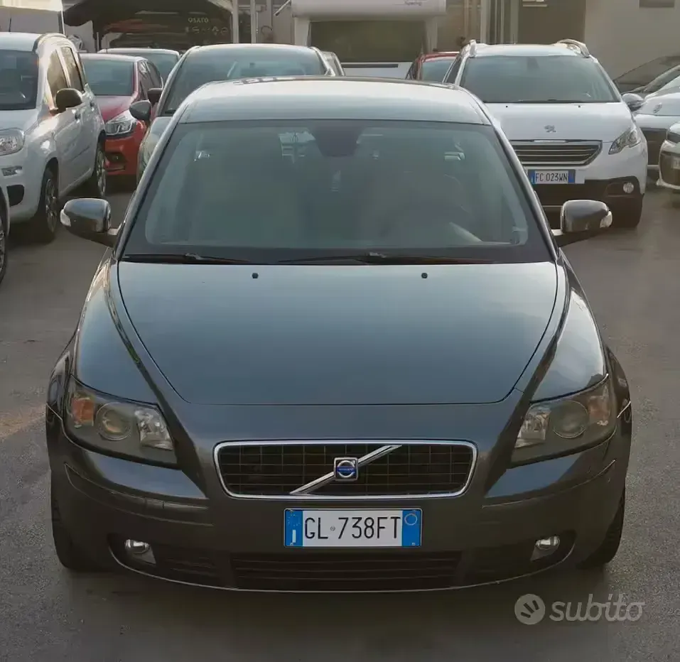 Usata Volvo V50 109 CV (80 kW) 2007 Nero Station wagon