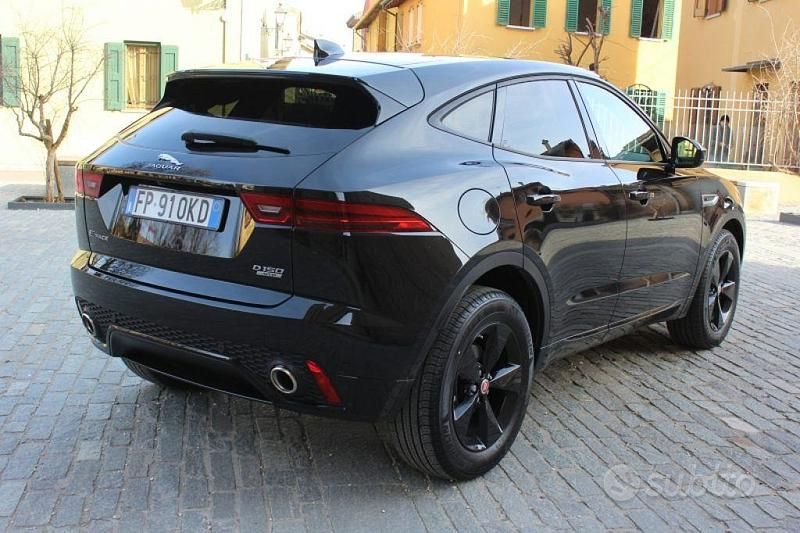 Usata Jaguar E-Pace R-Dynamic 150 CV (110 kW) 2018 Nero SUV