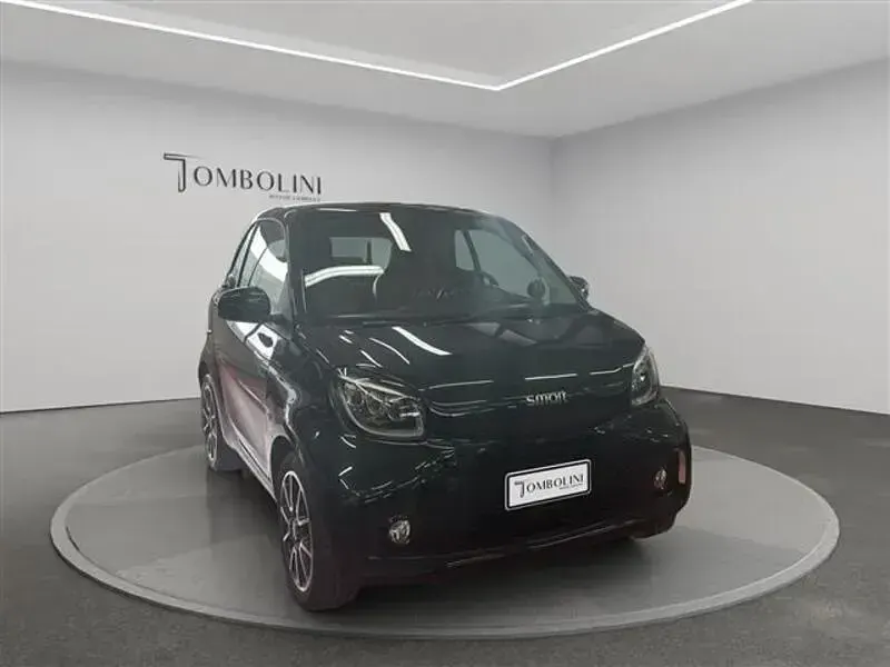 Usata Smart ForTwo Electric Drive 60 kW (82 CV) 2023 Verde Berlina
