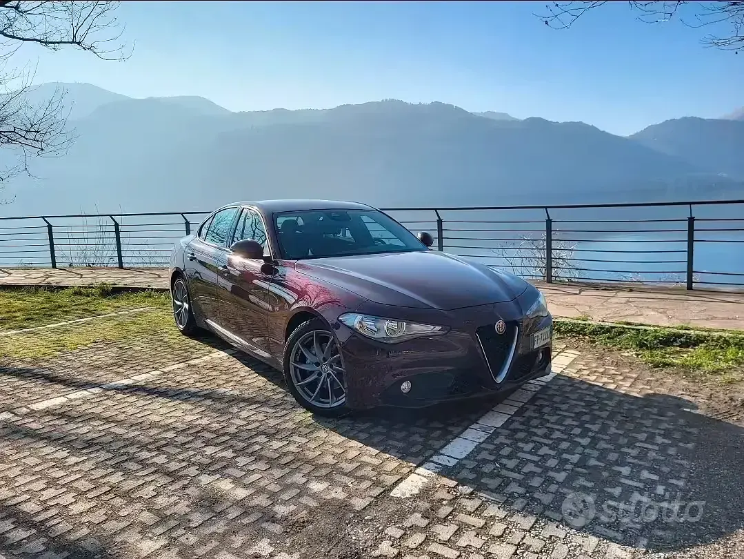 Usata Alfa Romeo Giulia 150 CV (110 kW) 2018 Berlina