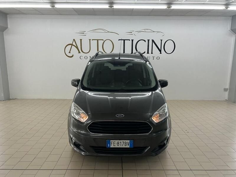 Usata Ford Tourneo Courier Titanium 75 CV (55 kW) 2016 Giallo Monovolume